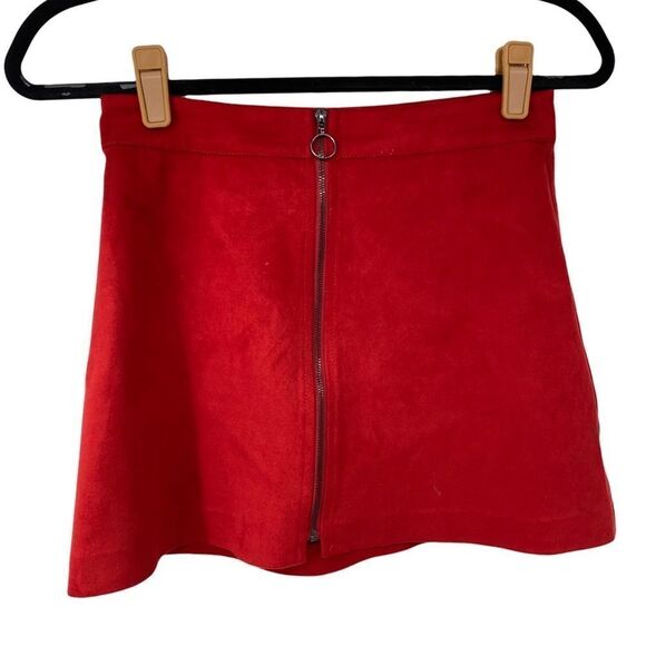 Zara Trafaluc Red Faux Suede Full Front Zip Mini Skirt - Picture 1 of 7